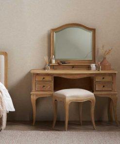 Bàn Trang Điểm Gỗ Minimalist - Sự Tinh Tế Cho Không Gian Sống Hiện Đại