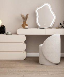 Bàn Trang Điểm Gỗ Tinh Tế - Vẻ Đẹp Mộc Mạc Cho Không Gian Sống